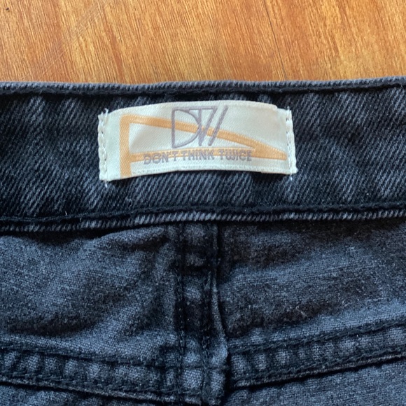 Don’t Think Twice - High Waist Denim Shorts NWT - Picture 6 of 7